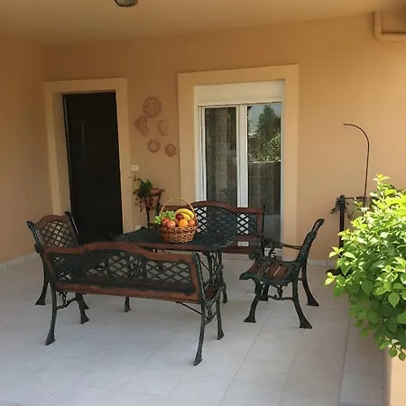 Holiday home Olive Grove Family